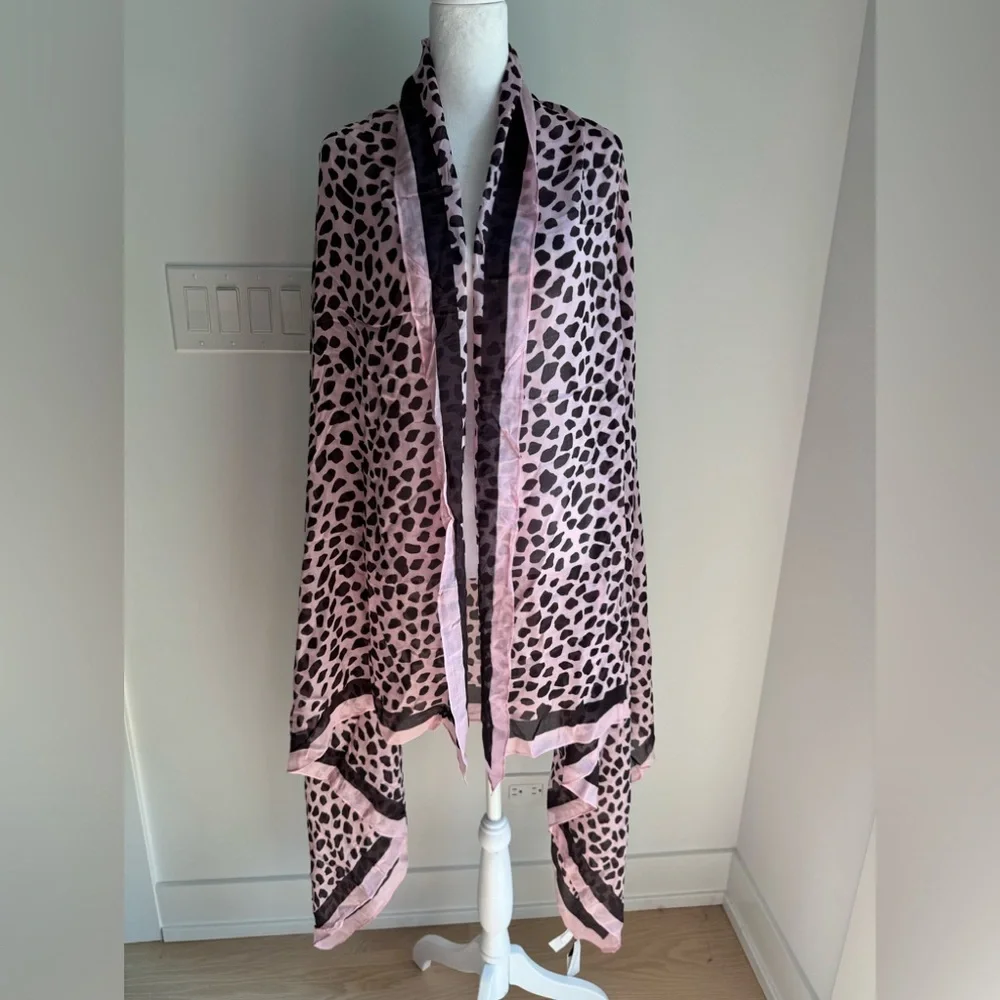 Ann Taylor Pink Giraffe Print Scarf Office Church Dinner Spring Fall NEW preppy